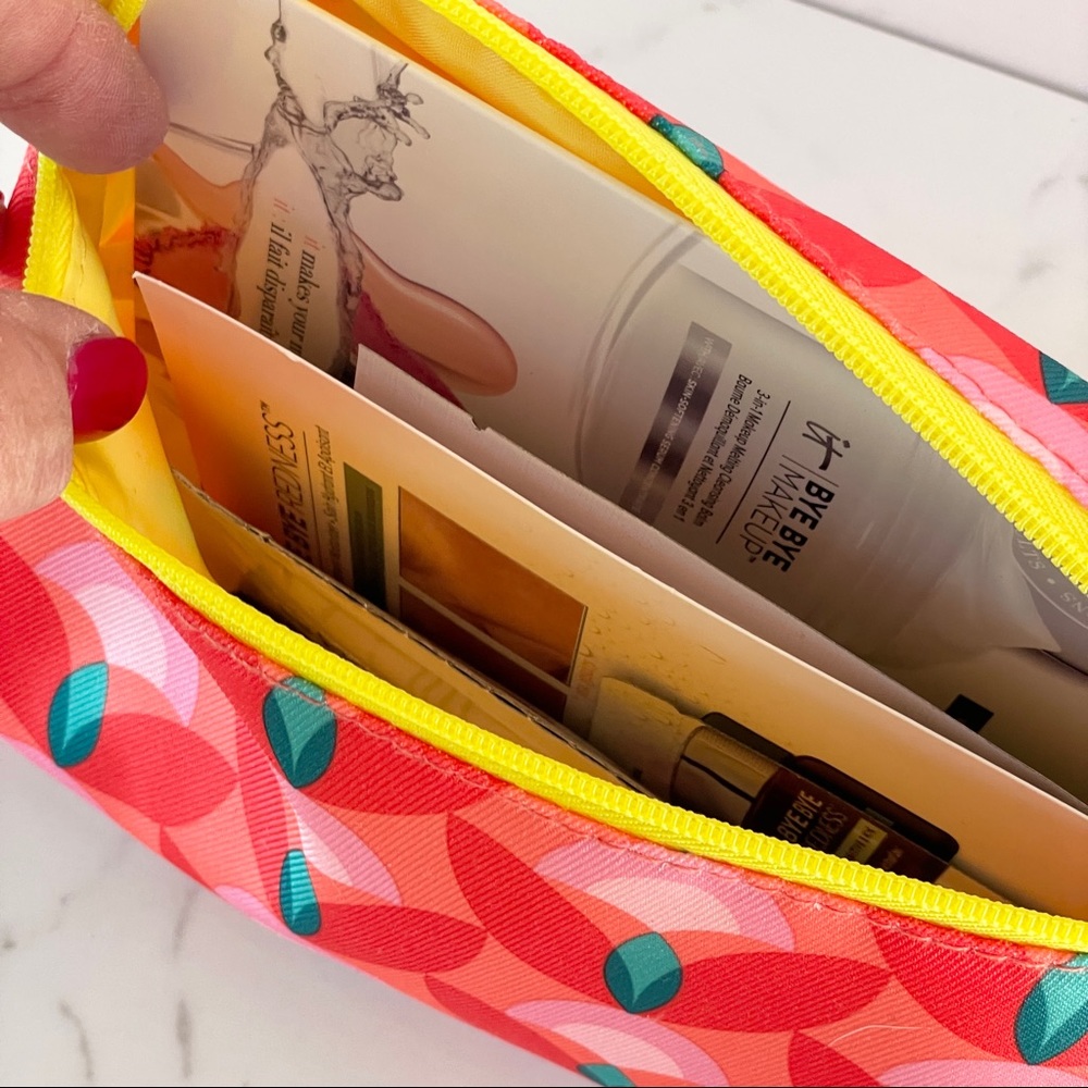 ⭐️ New samples variety makeup brands + new Clinique bag - Picture 3 of 3
